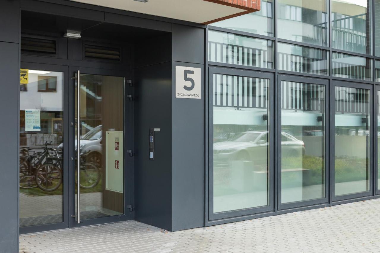 Lotniczowka Apartments By Renters Prestige Cracovie Extérieur photo
